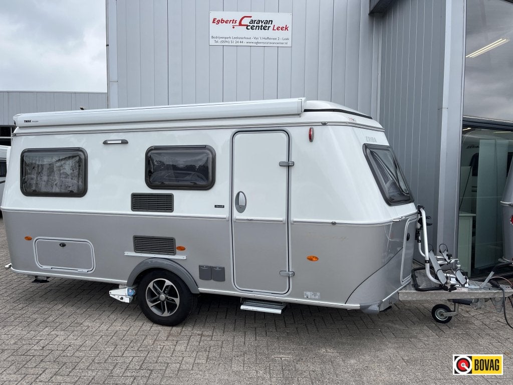 Eriba Touring 542 Urban compleet 2024 jong gebruikt, Overige typen, Schokbreker, 4 tot 5 meter, Eriba