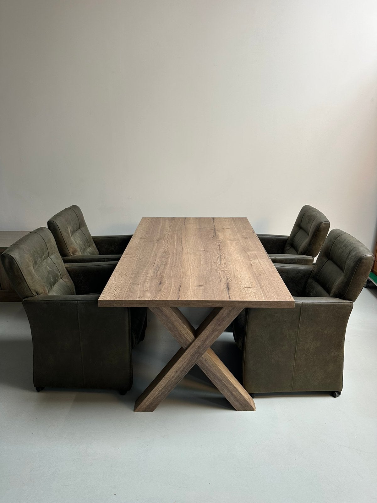 Complete eetkamerset: tafel & 4 stoelen - bezorgen mogelijk, Huis en Inrichting, Ophalen, Gebruikt