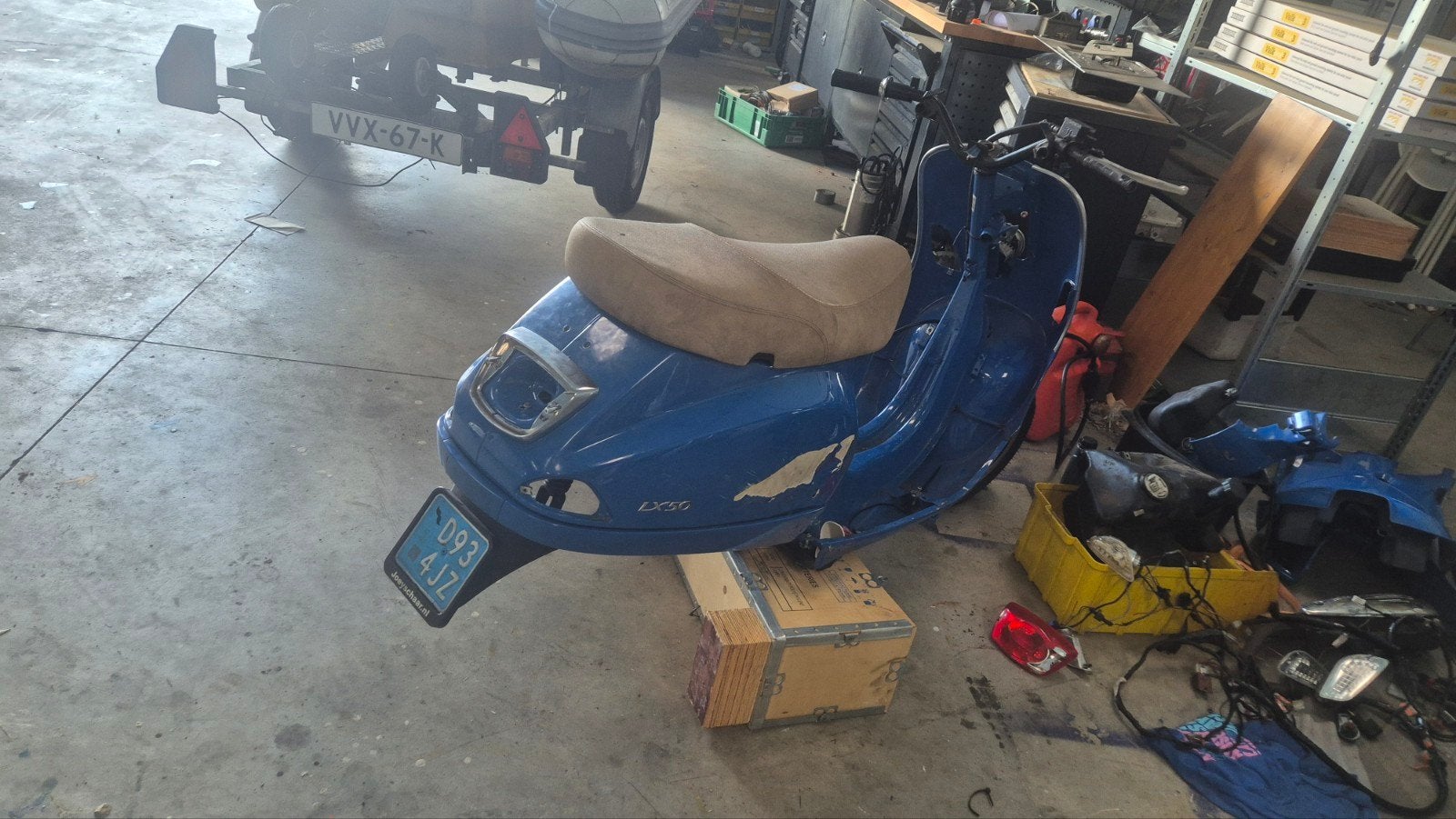 Blauwe Vespa LX50 - Opknapper/Onderdelen, Ophalen of Verzenden, Gebruikt, Vespa