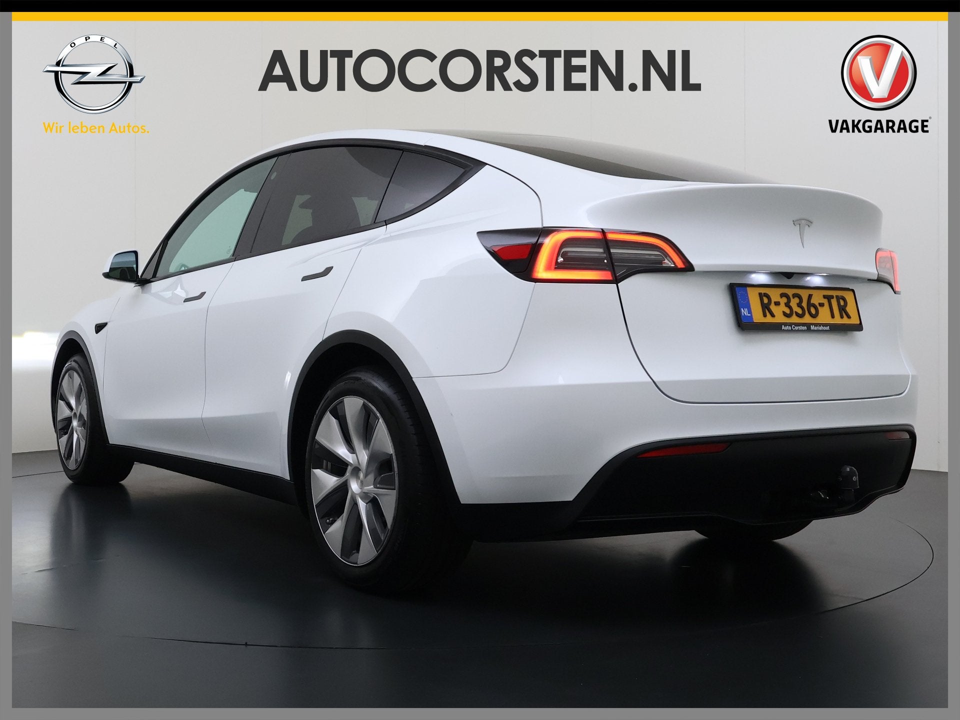 Tesla Model Y RWD 300PK LFP SOH 90% Trekhaak Warmtepomp Lede, Auto's, Automaat, Achterwielaandrijving, Gebruikt, Zwart