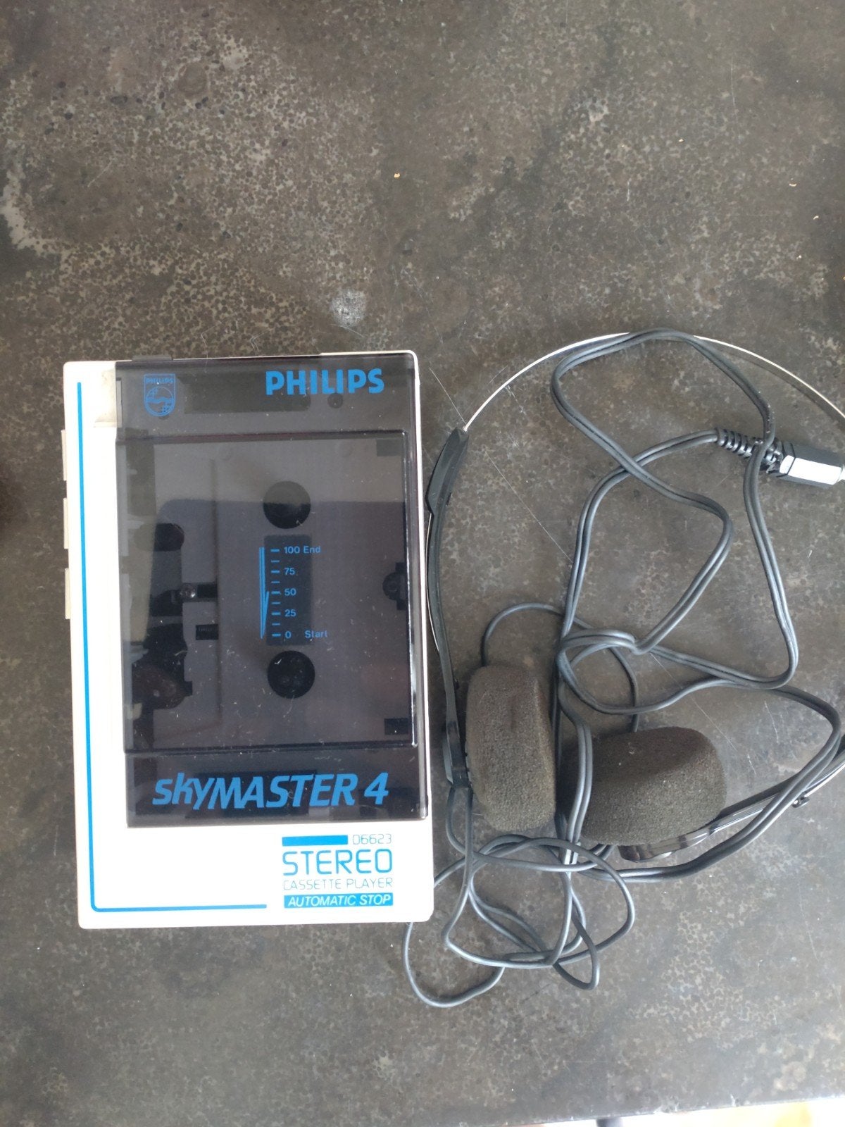 Philips SkyMASTER 4 Stereo Cassette Player met Hoofdtelefoon, Audio, Tv en Foto, Walkmans, Discmans en Minidiscspelers, Ophalen of Verzenden