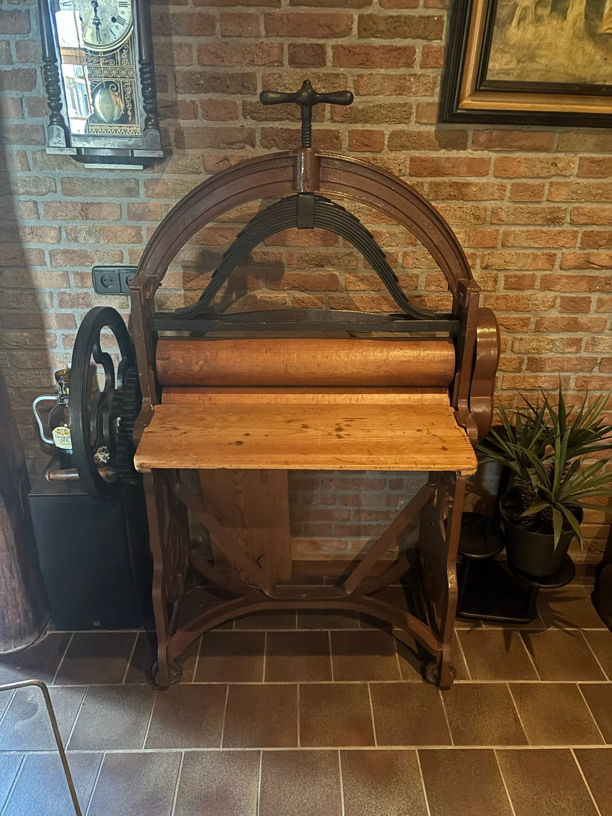Antieke Mangel - Decoratief en Functioneel, Ophalen