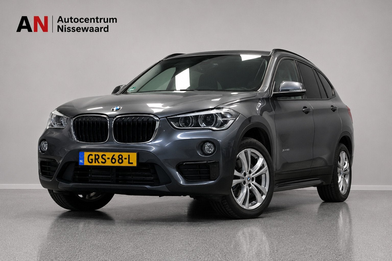 BMW X1 XDrive20i High Executive |Stoelverwarming|Trekhaak, Auto's, 1998 cc, Stof, Gebruikt, 2000 kg
