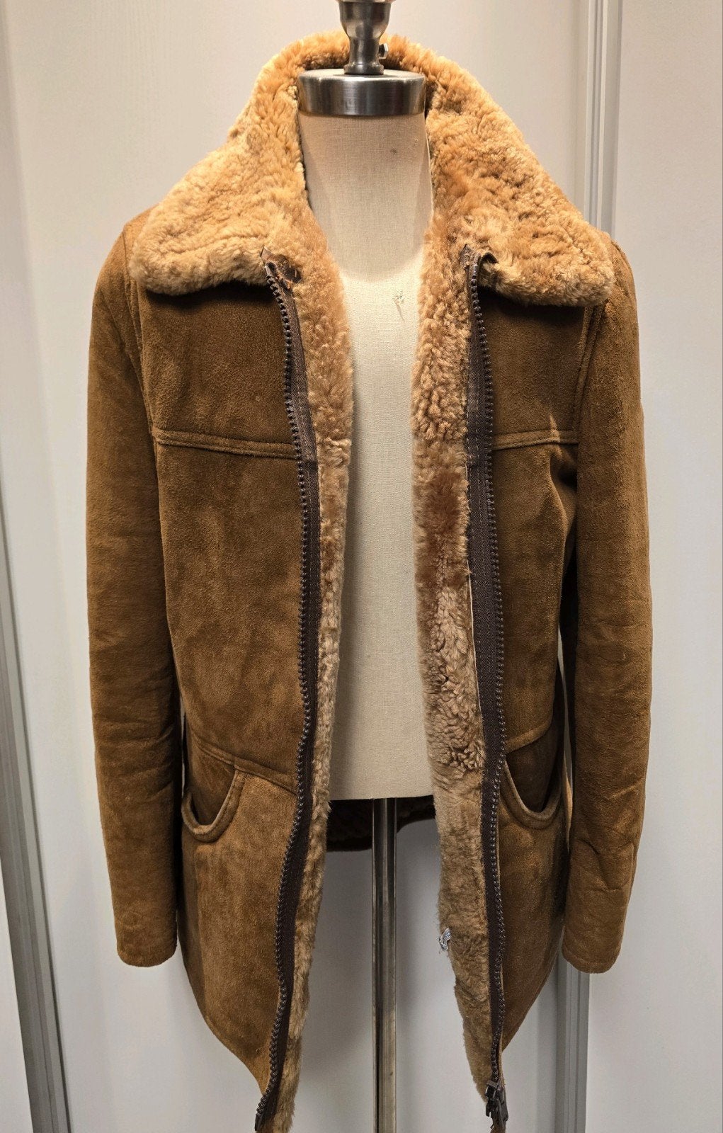 Prachtige heren lammy coat bomber - maat L - lamsvacht, Kleding | Heren, Ophalen of Verzenden, Gedragen, Maat 52/54 (L), Bruin