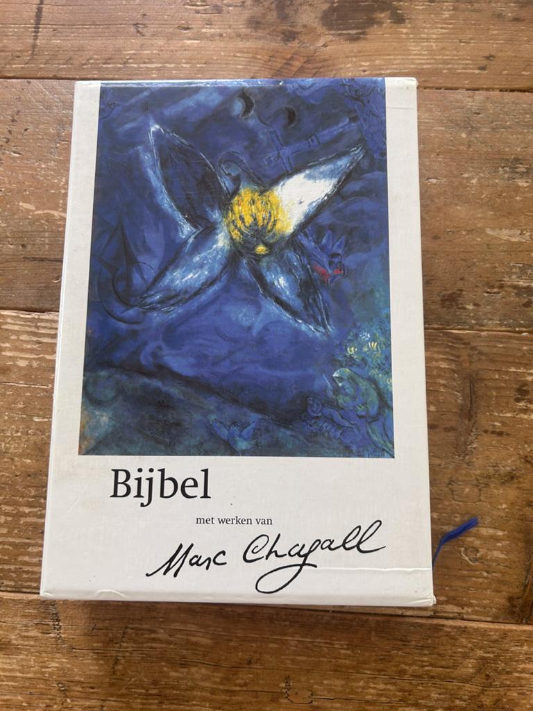 Bijbel met illustraties van Marc Chagall, Boeken, Ophalen of Verzenden, Gelezen