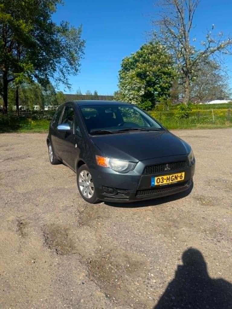 Mitsubishi Colt 1.3 3-DR 2008 Grijs GROTE BEURT/NIEUWE APK!, Voorwielaandrijving, Stof, Colt, Origineel Nederlands