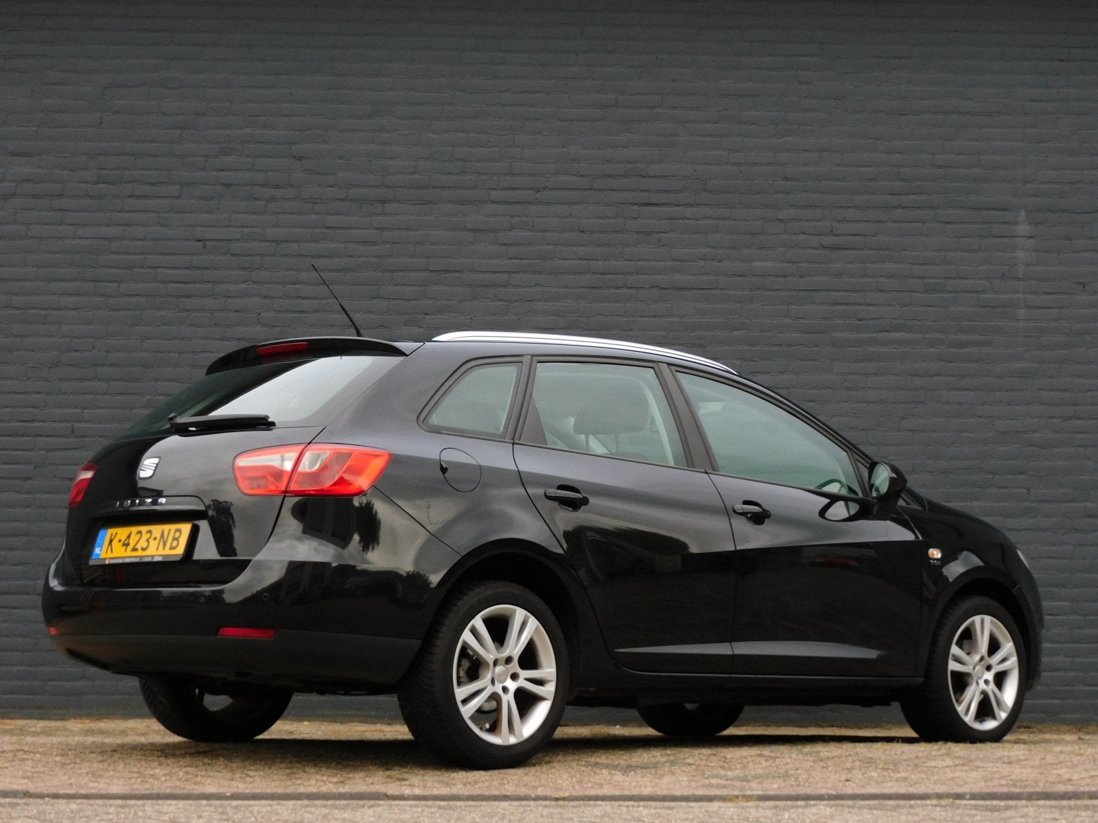SEAT Ibiza ST 1.2 TSI Sport AUTOMAAT! STOELVERW! 4-SEIZOENEN, Euro 5, Gebruikt, Zwart, 19 km/l