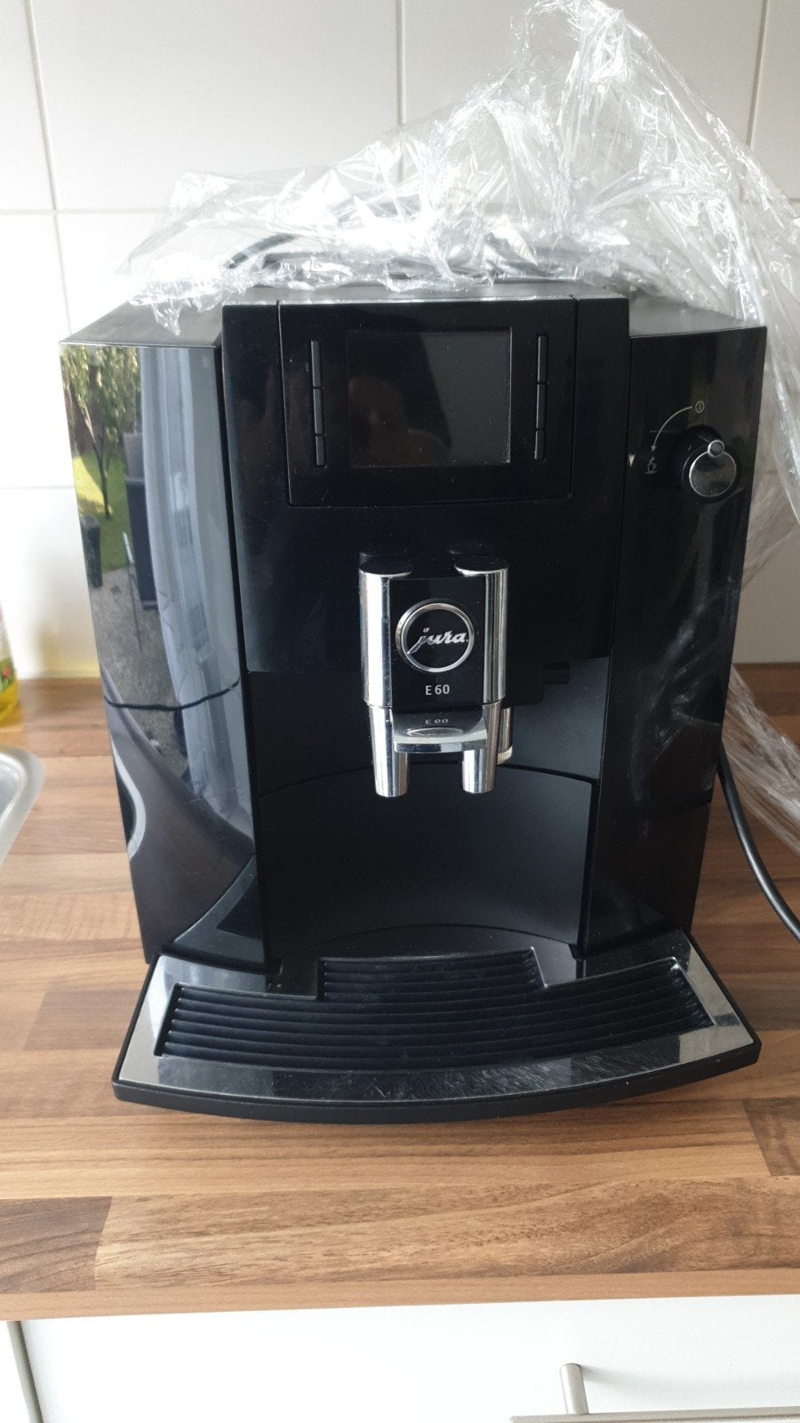 Jura impressa E6, 10 kopjes of meer, Koffiemachine, Ophalen of Verzenden, Zo goed als nieuw