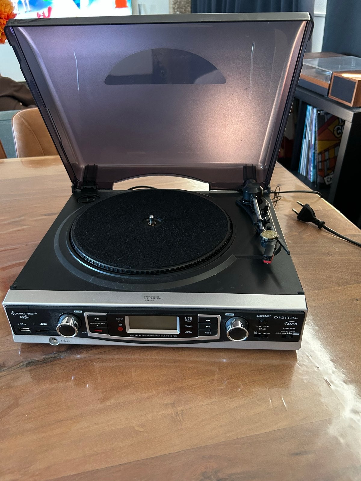 Soundmaster Radio/Platenspeler met USB en SD-kaart, Audio, Tv en Foto, Platenspelers, Gebruikt, USB-aansluiting, Platenspeler
