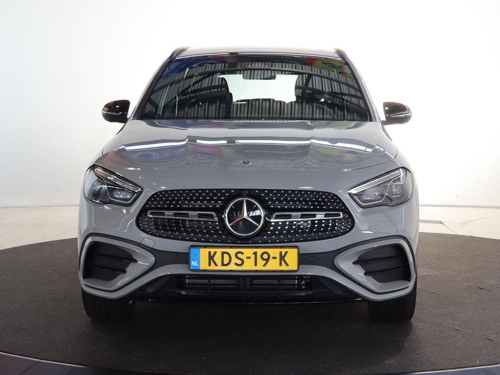 Mercedes-Benz GLA 250e Business Solution AMG | Night | AMG L, Auto's, Mercedes-Benz, 1800 kg, 4 cilinders, 16 kWh, Automatische klimaatregeling