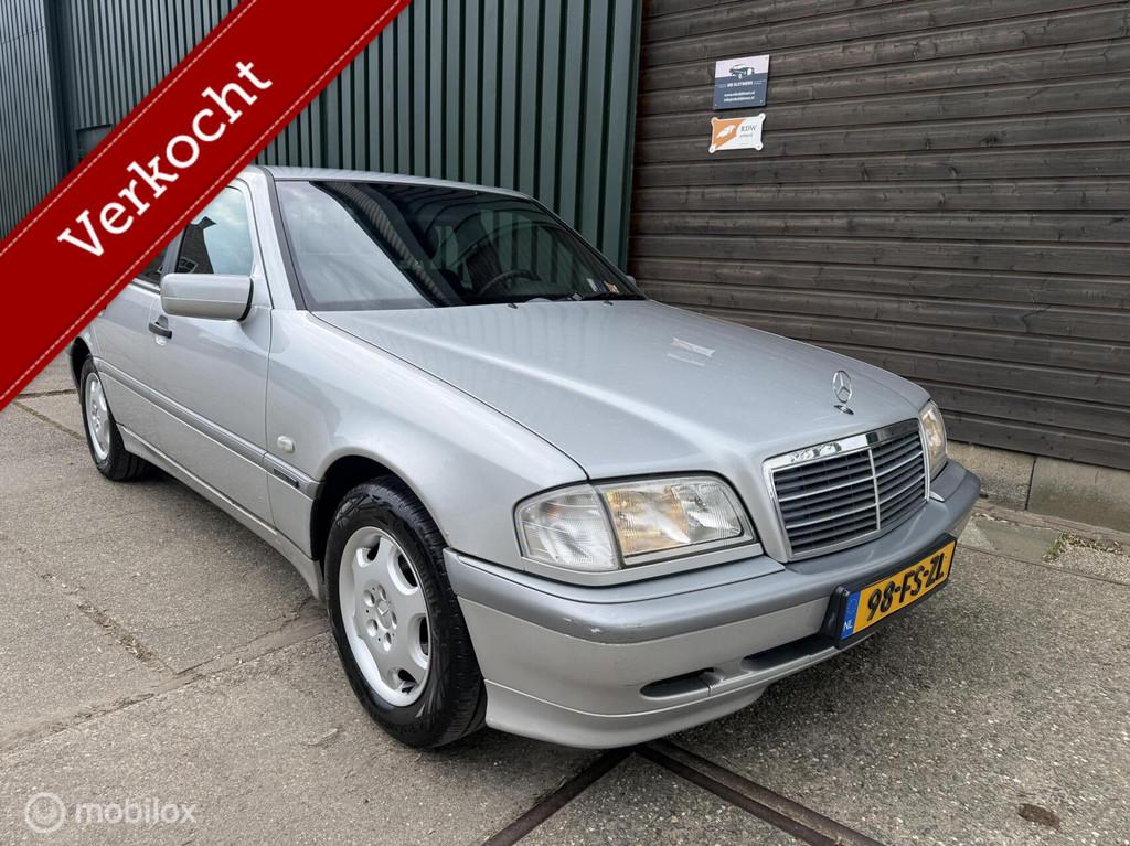 Mercedes-Benz C180 Automaat NAP Classic Selection, Automaat, Electronic Stability Program (ESP), 1799 cc, 122 pk
