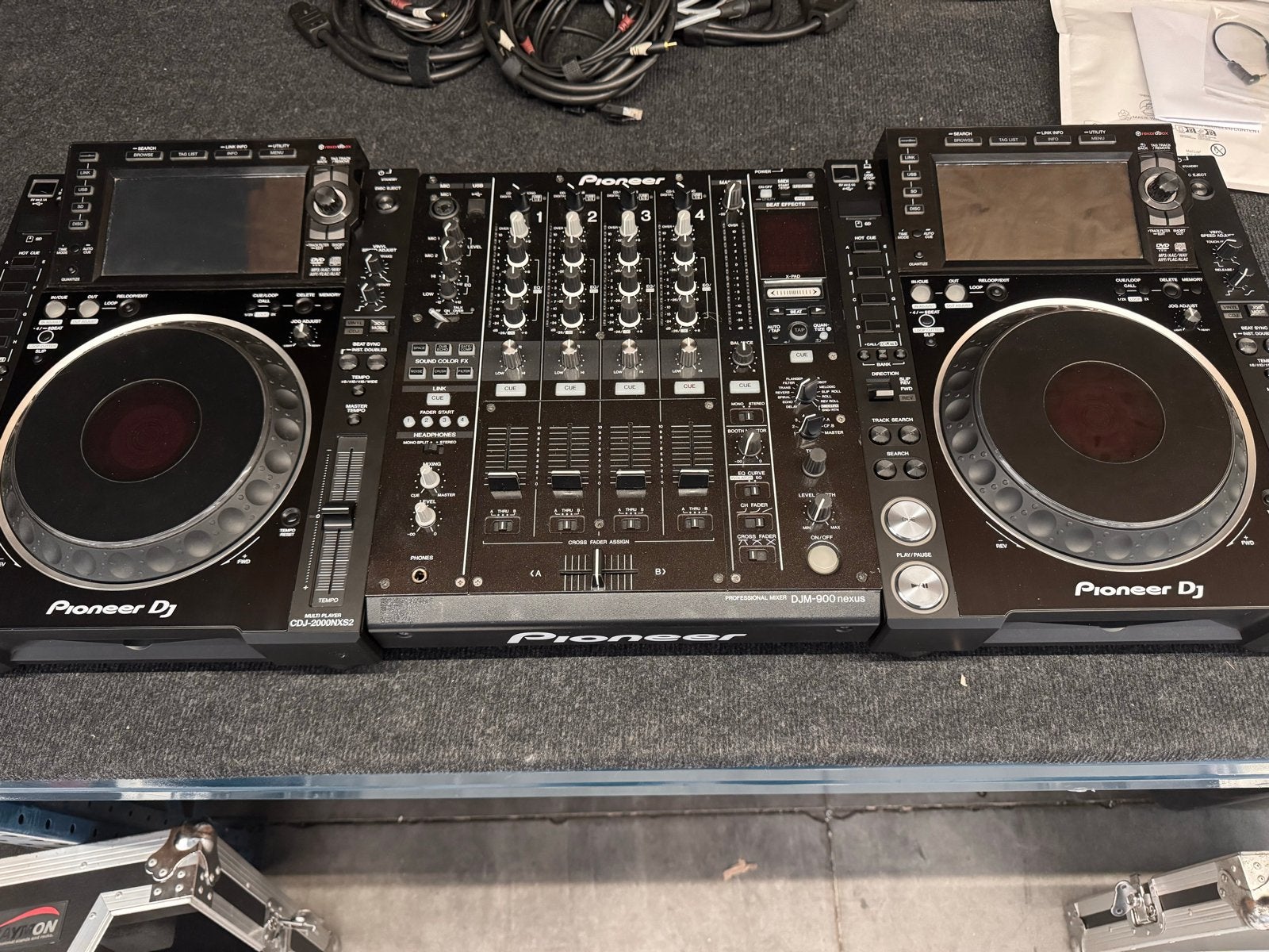 Pioneer CDJ 2000 Nexus 2 Set met DJM 900 Nexus, Muziek en Instrumenten, Dj-sets en Draaitafels, Ophalen, Gebruikt, Dj-set, Pioneer