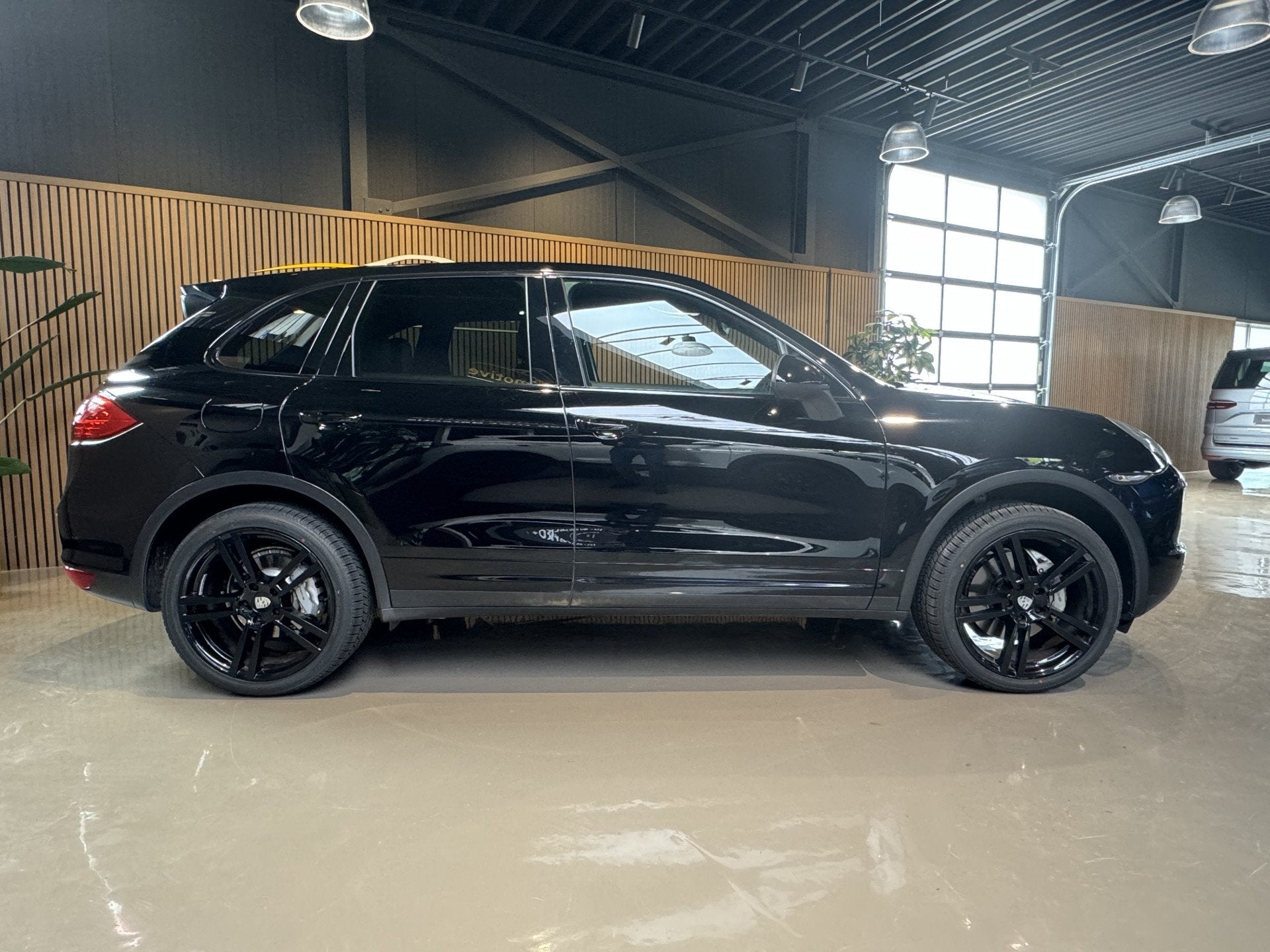 Porsche Cayenne S 4.8 S full options | Leder Panorama Leder, Auto's, Automaat, Gebruikt, Met garantie (alle), Zwart