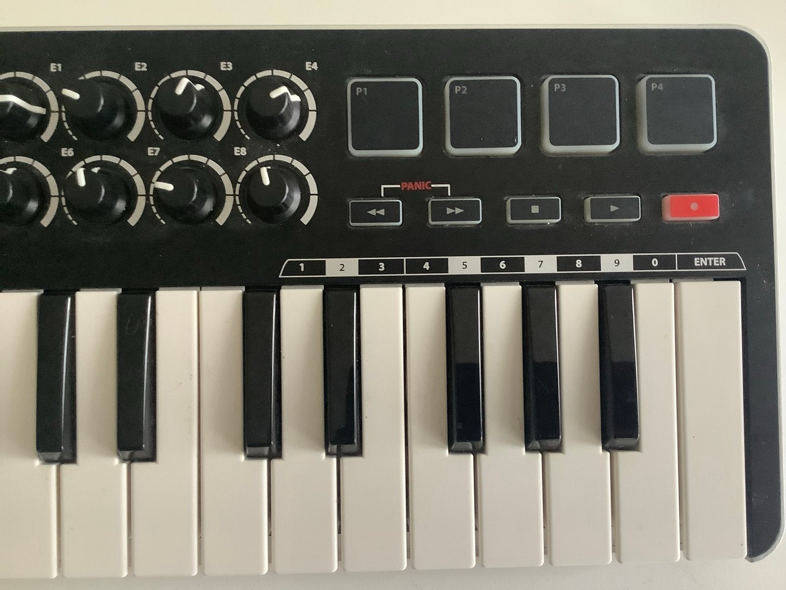 Samson Graphite M25 MIDI Controller - Compact en Compleet, Overige merken, Zo goed als nieuw, Met midi-aansluiting, Overige aantallen