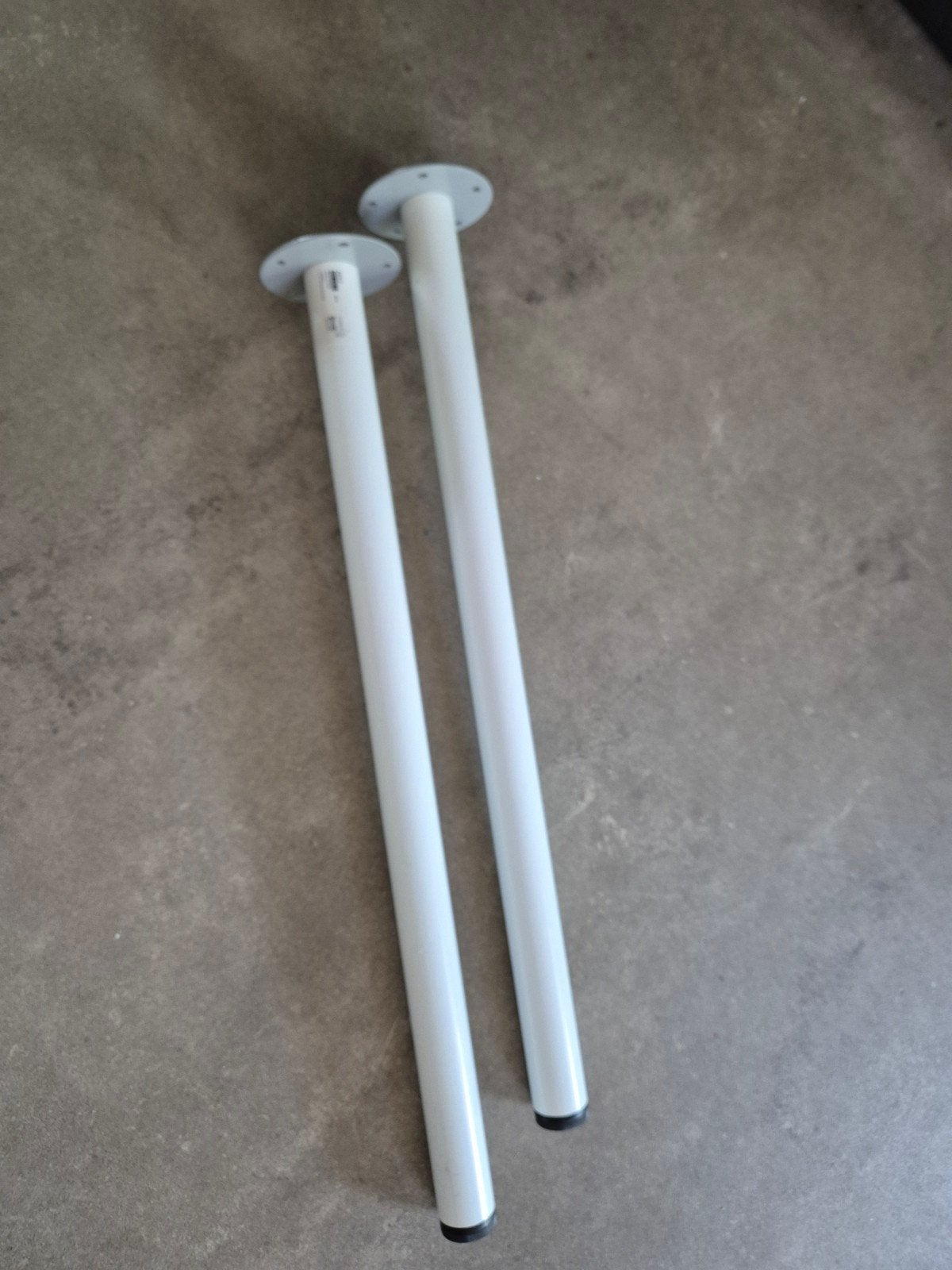 Ikea Adils poten voor bureau (2 stuks), Ophalen of Verzenden, Gebruikt