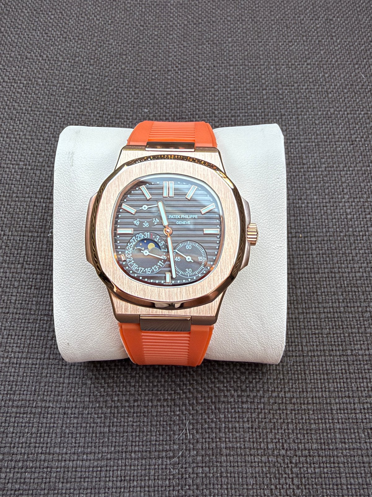 Patek Philippe Nautilus, Ophalen of Verzenden, Nieuw, Leer, Overige merken