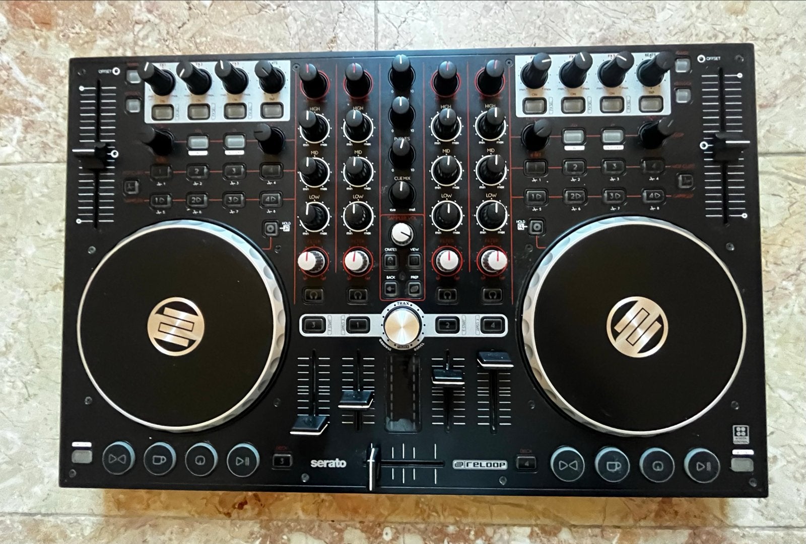 Reloop Terminal Mix 4 DJ Controller - Serato Compatibel, Ophalen of Verzenden, Gebruikt, Dj-set, Reloop