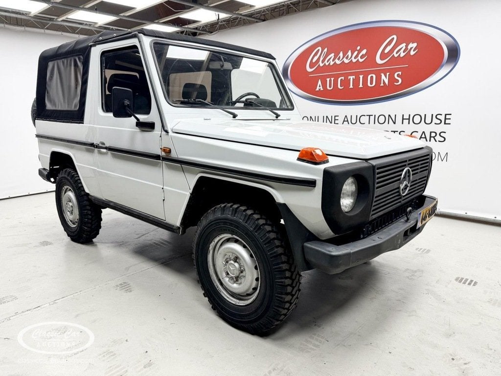 Mercedes-benz 230 230G Convertible - ONLINE AUCTION, Auto's, Cabriolet, Wit, Mercedes-Benz, Bedrijf