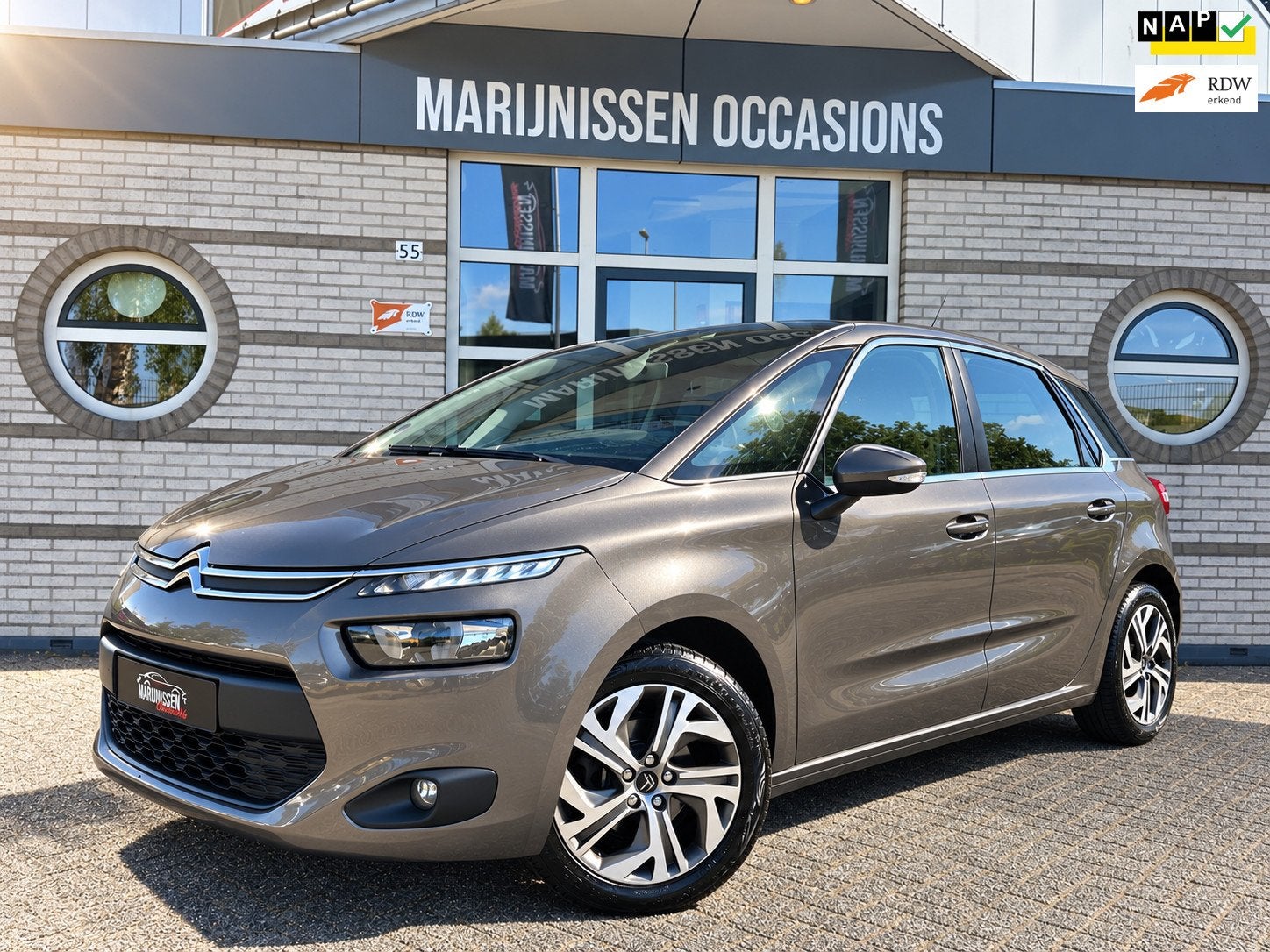 Citroen C4 Picasso 1.2 PureTech |Rijk Aan Opties|Nieuwe APK|, Auto's, Voorwielaandrijving, Stof, Gebruikt, 1199 cc