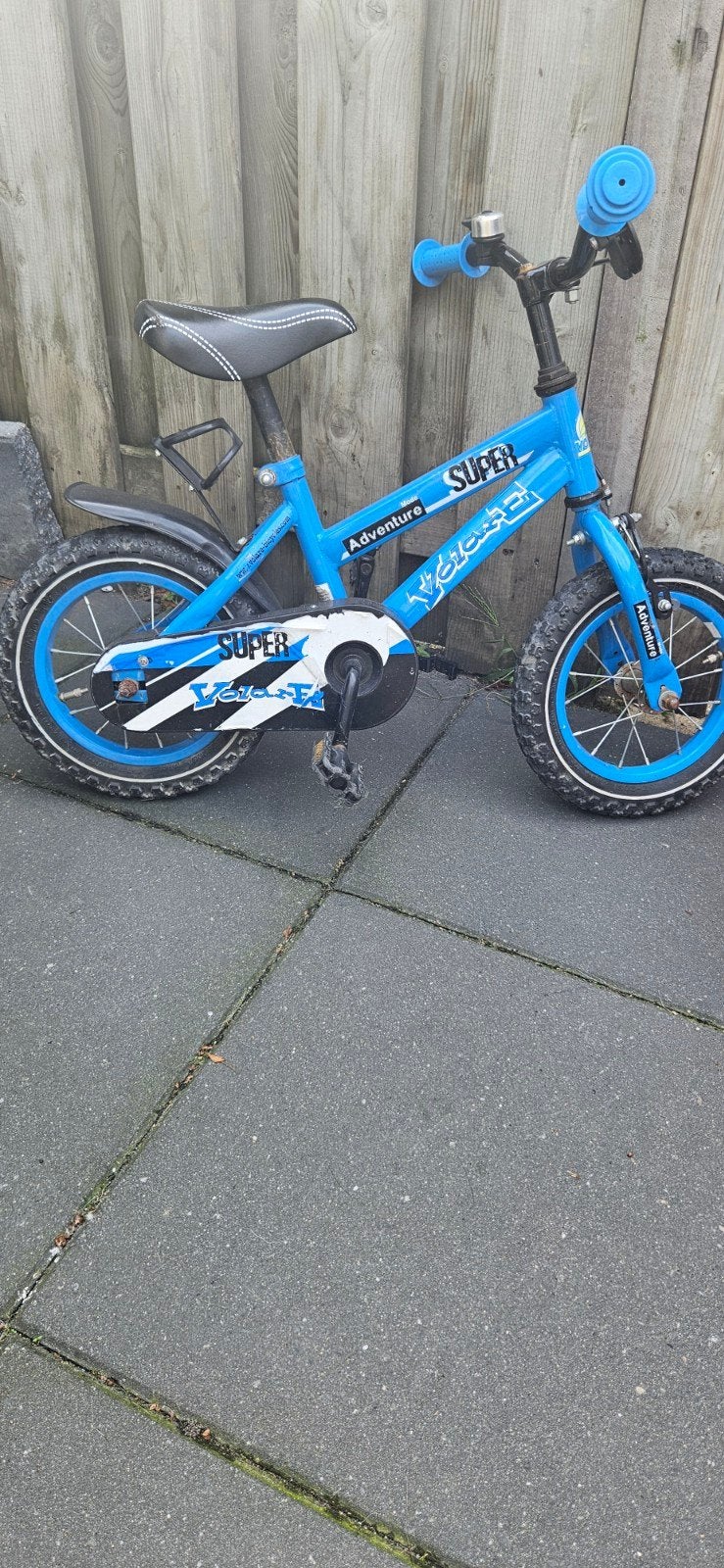 Gebruikte kinderfiets 12 inch met gebruikerssporen, Ophalen, Gebruikt, Minder dan 16 inch