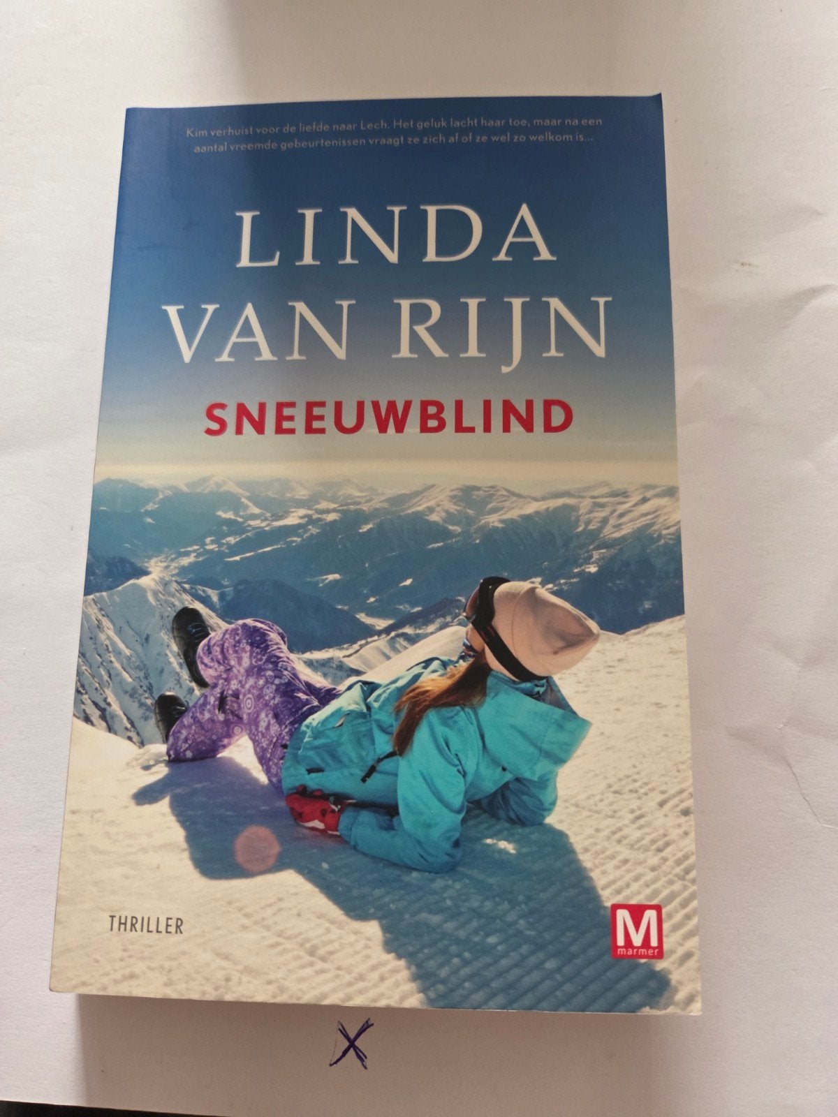 Linda van Rijn - Sneeuwblind (Thriller), Ophalen of Verzenden, Gelezen, Linda van Rijn, Nederland