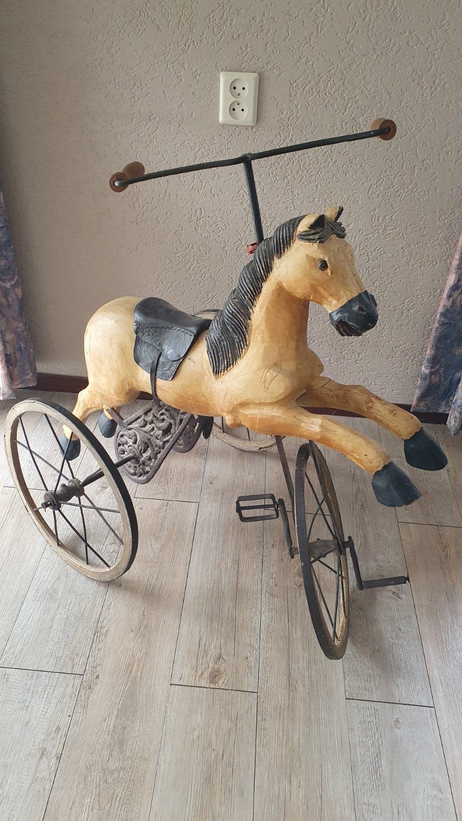Antieke driewieler paard, Antiek en Kunst, Ophalen of Verzenden