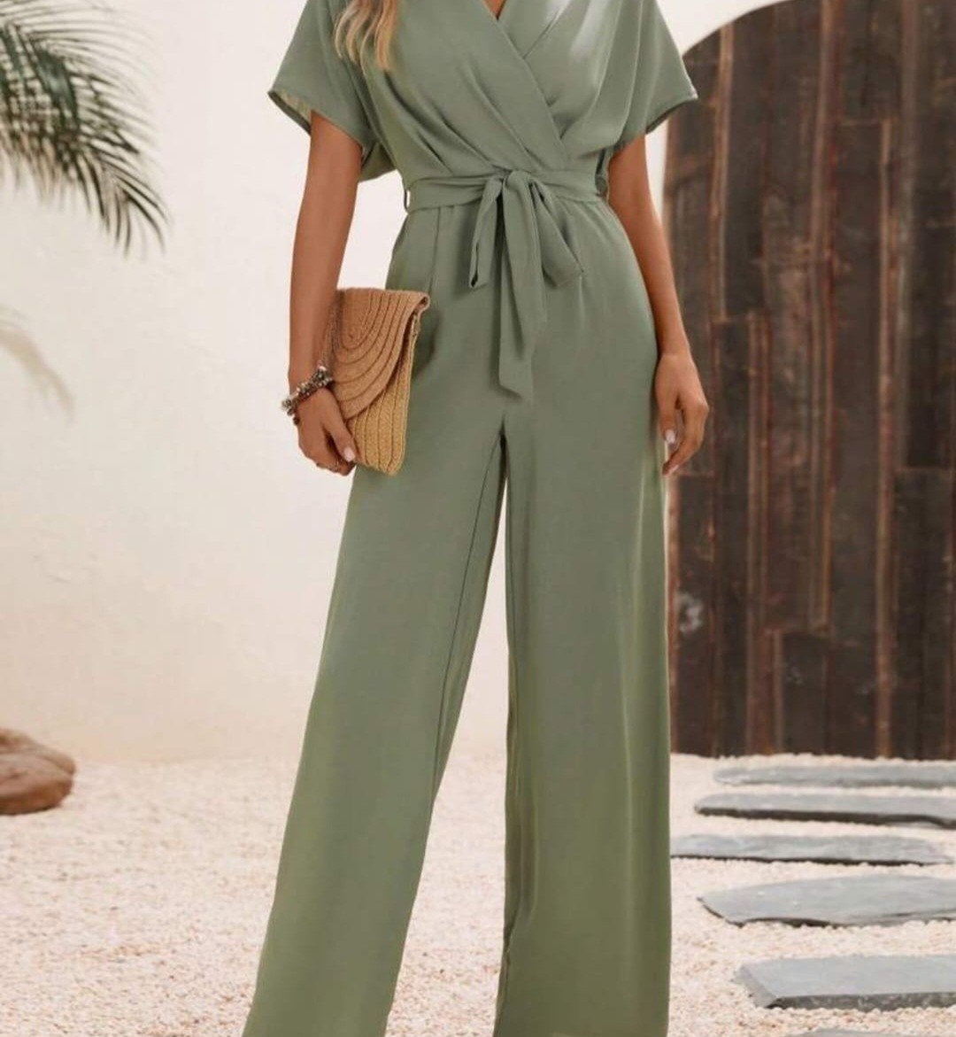 Groene nieuwe jumpsuit M met bijpassend tasje, Ophalen of Verzenden, Zo goed als nieuw, Maat 38/40 (M), Groen