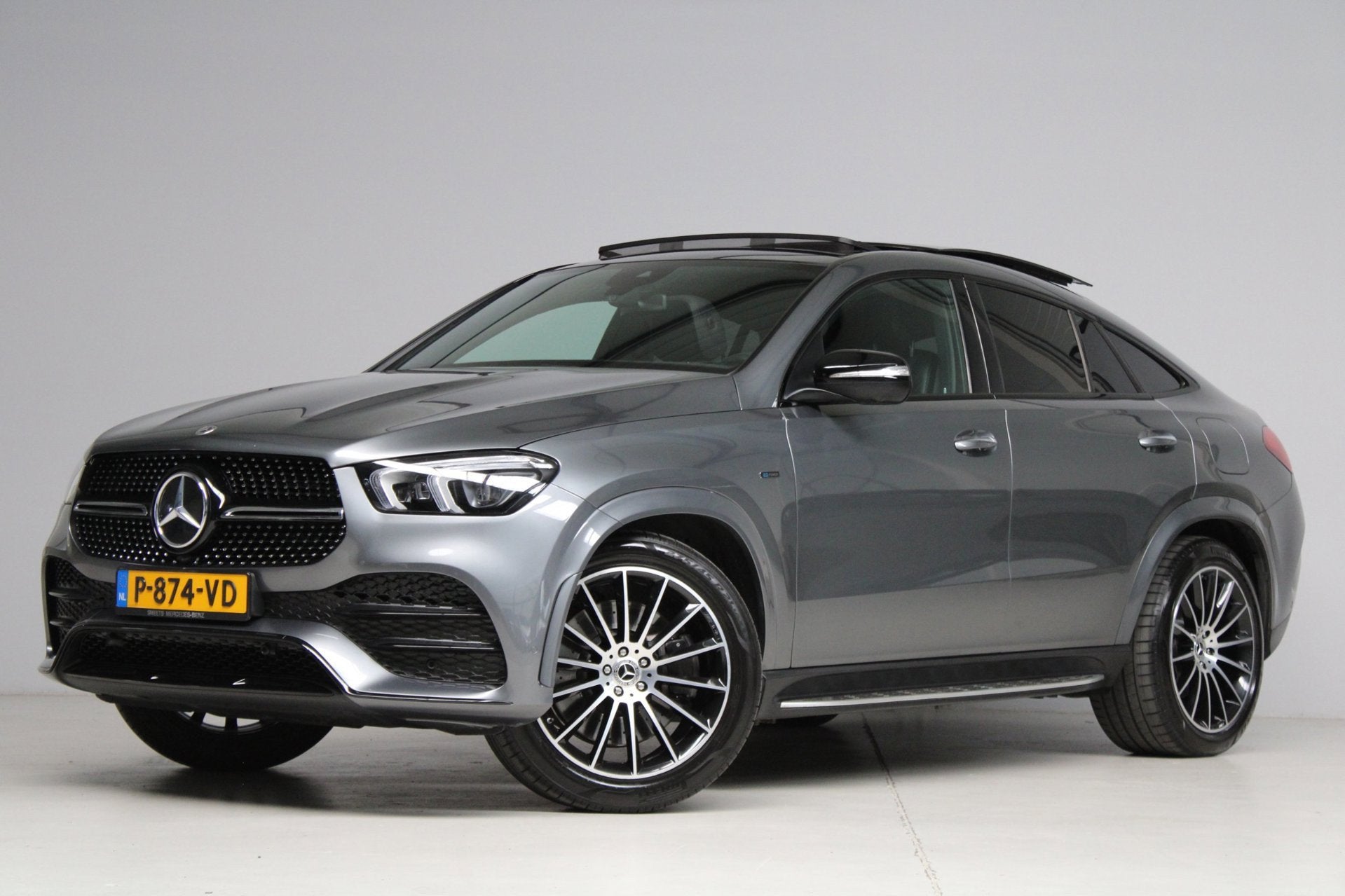 Mercedes-Benz GLE-klasse Coupé 350 de 4MATIC | panoramadak, Auto's, Mercedes-Benz, Dealer onderhouden, Gebruikt, 4 cilinders, Bedrijf