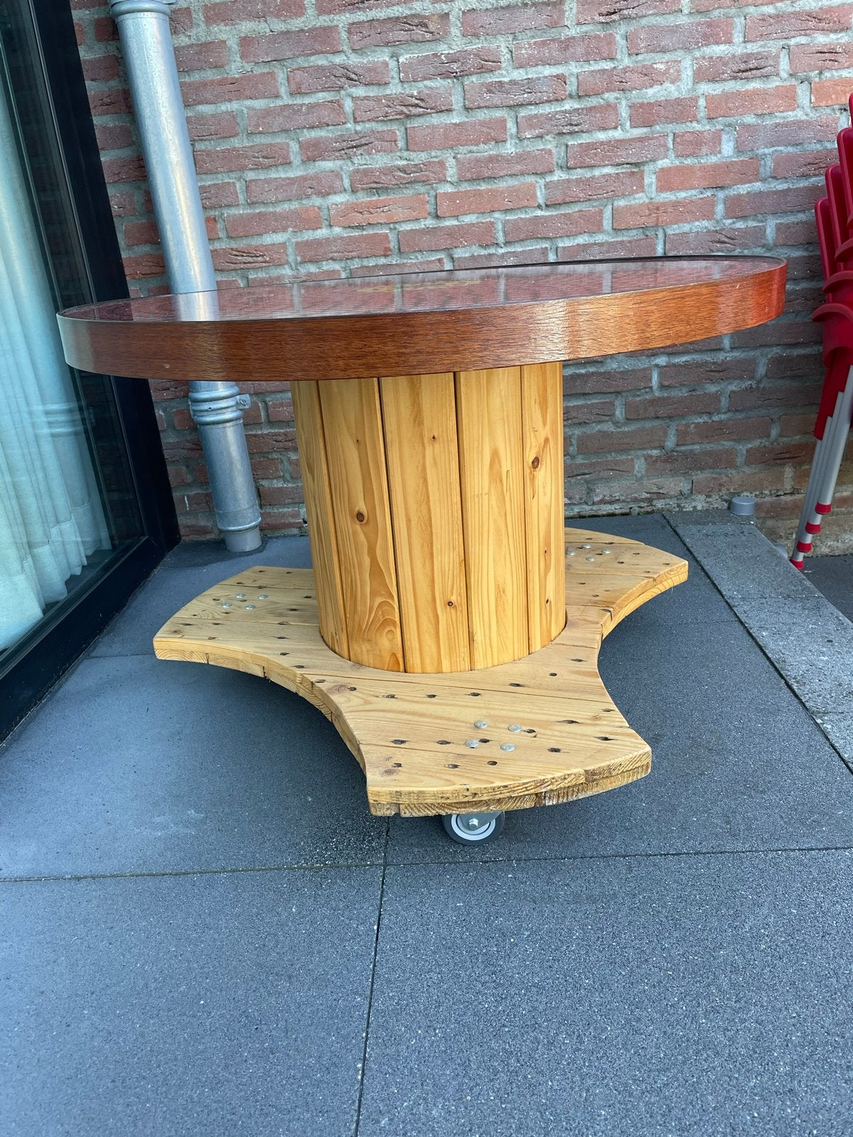 Unieke handgemaakte salontafel van kabelhaspel, Huis en Inrichting, Ophalen, Gebruikt, Kabelhaspel, Rond
