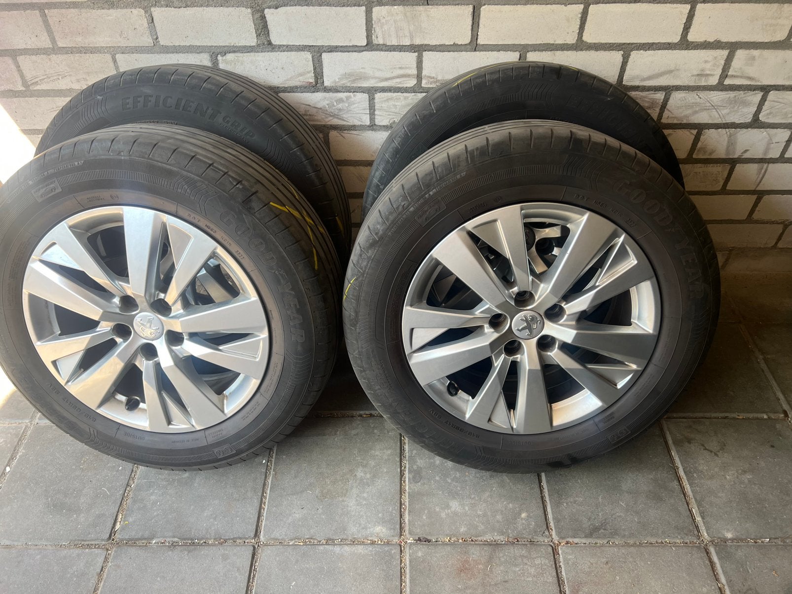 Tekoop origineel 17inch Peugeot 3008/5008 velgen, Auto-onderdelen, Banden en Velgen, Ophalen, 215 mm, Velg(en), 17 inch