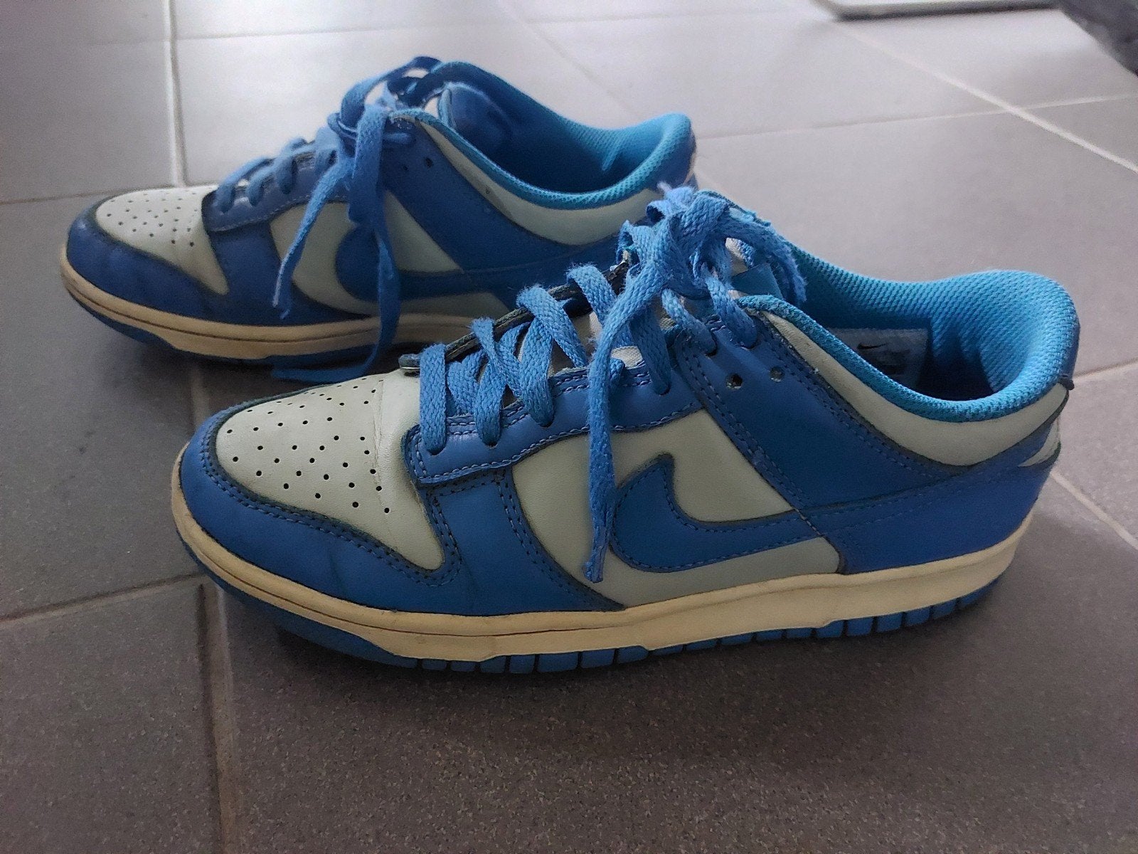 Nike schoenen / sneakers maat 39.
gebruikt, maar nog in goed, Kleding | Heren, Blauw, Nike, Ophalen of Verzenden, Sneakers of Gympen