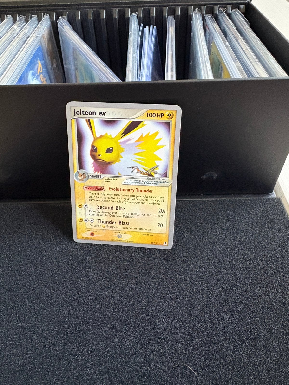 Jolteon ex, Ophalen of Verzenden, Zo goed als nieuw, Meerdere kaarten, Foil