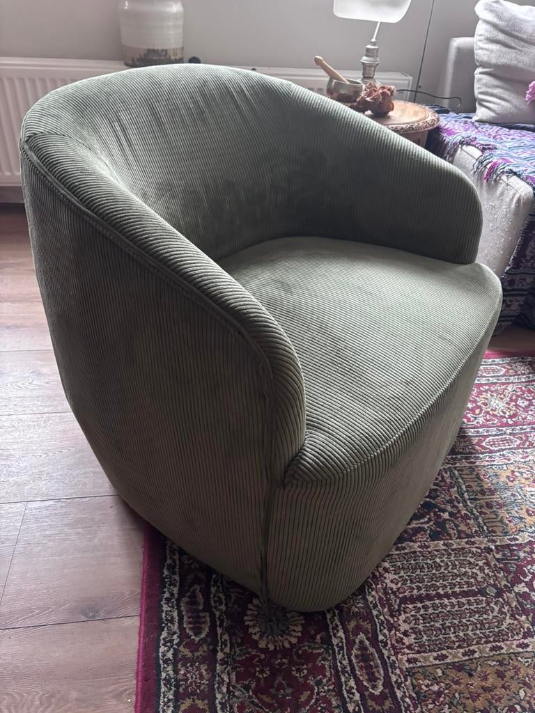 Moderne groene corduroy fauteuil – zacht & comfortabel, Ophalen, Eenpersoons, Minder dan 75 cm, Zo goed als nieuw