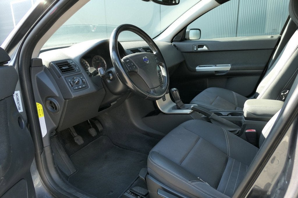 Volvo V50 2.4 Momentum NAP Stoelverwarming airco, Stof, Zwart, 700 kg, Origineel Nederlands
