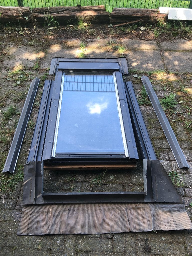 velux dakraam, Ophalen, Gebruikt, Minder dan 75 cm, Overige typen