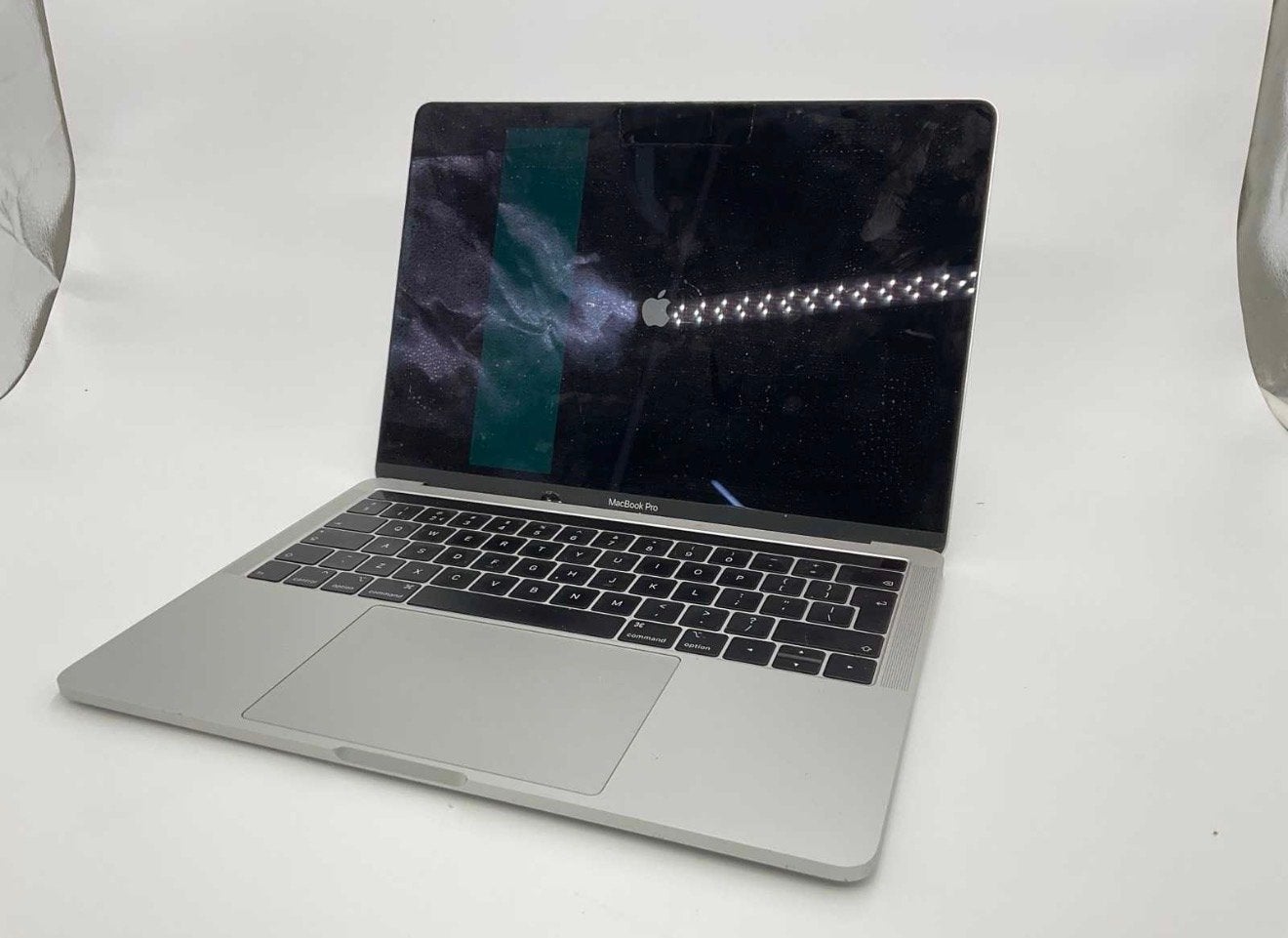 Apple MacBook Pro A2159 - Schermschade, zonder oplader, Computers en Software, Ophalen of Verzenden, Niet werkend, Minder dan 2 Ghz