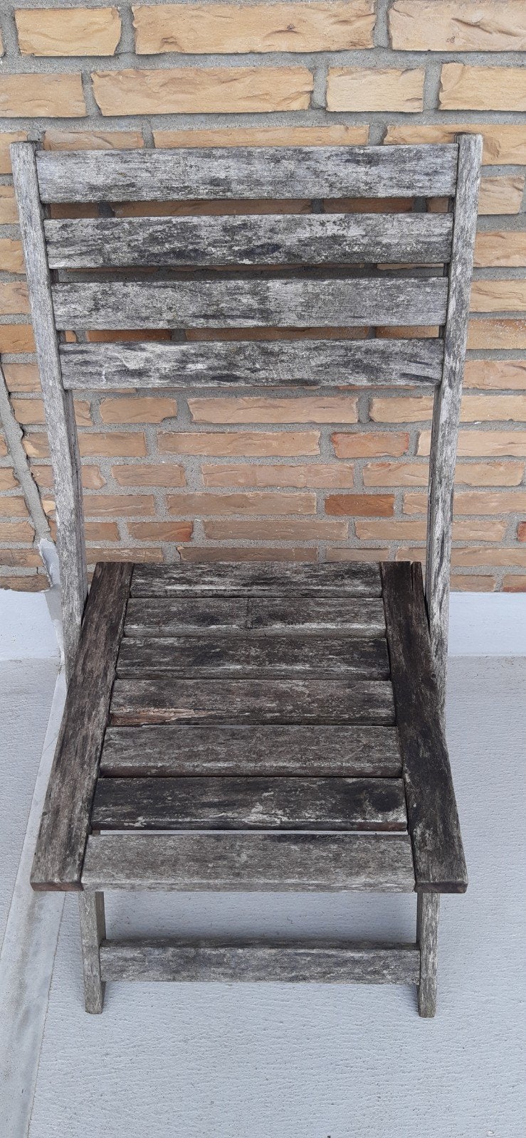 Gratis af te halen houten tuinstoel applaro zie foto's, Ophalen