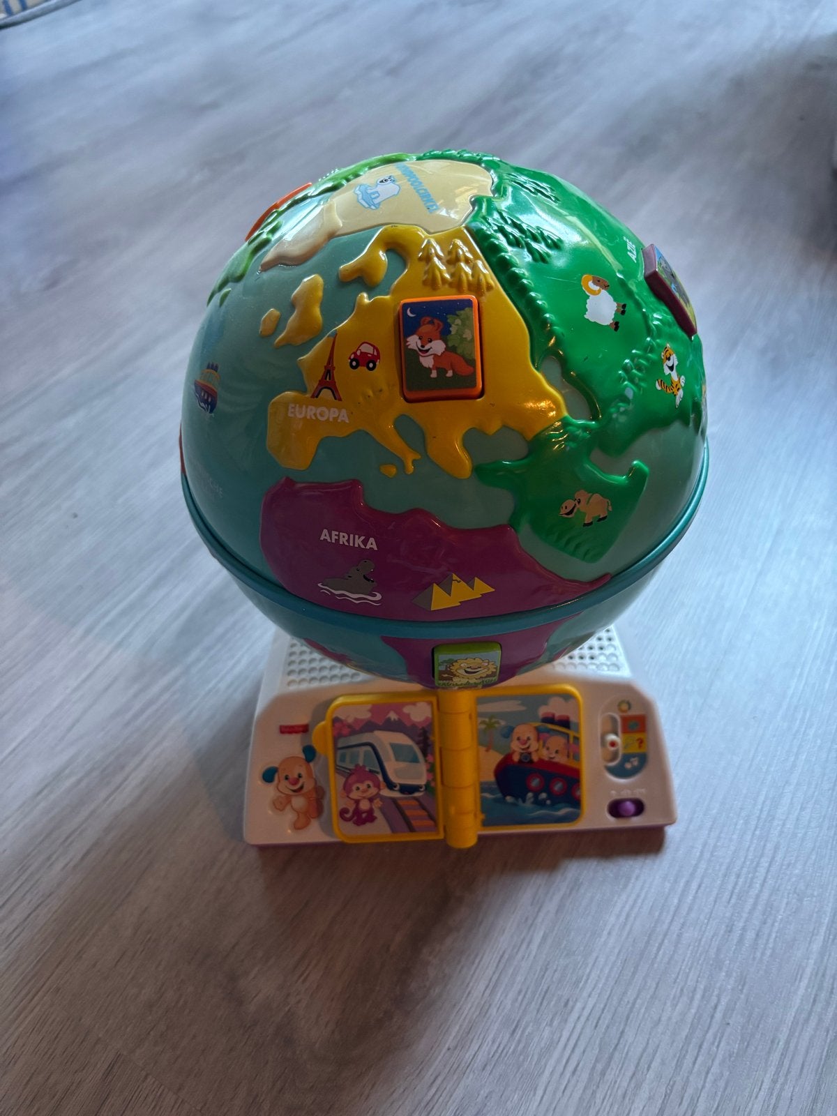 Fisher-Price Wereldbol: Educatief Speelgoed voor Kinderen, Ophalen of Verzenden, Zo goed als nieuw, Ontdekken, Met licht