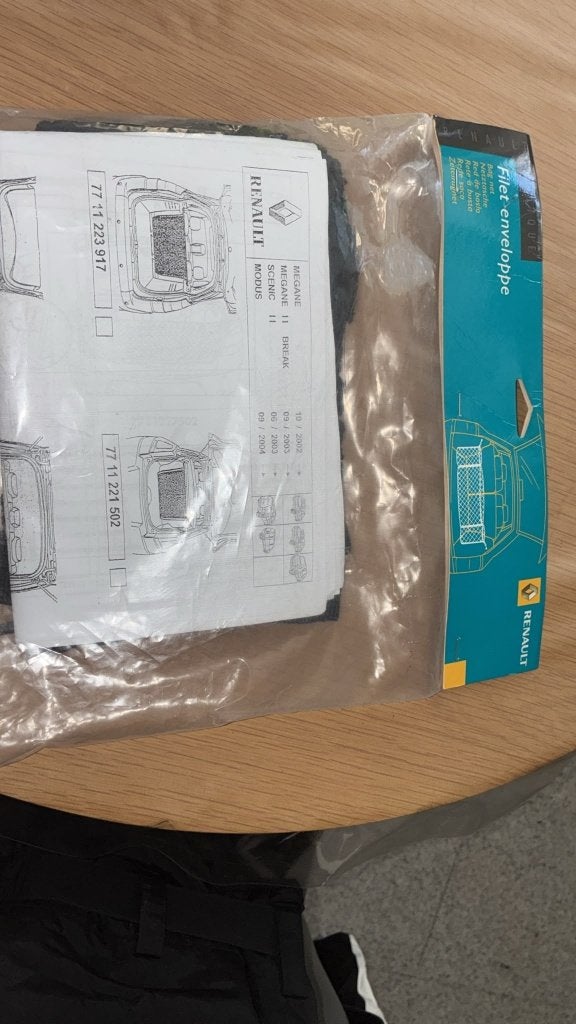 Nieuw origineel Renault bagagenet/filet enveloppe–7711423917, Auto-onderdelen, Ophalen, Nieuw, Renault, Bumper