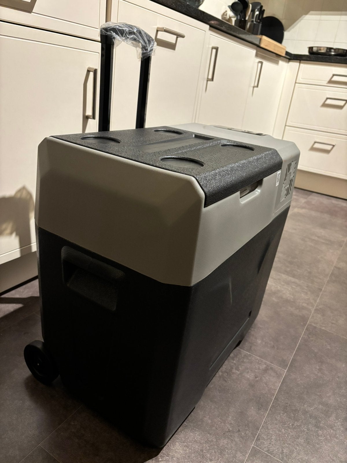 Nieuw! 50L compressor koelbox 12V/220V met app bediening, Ophalen, Zo goed als nieuw, Compressor