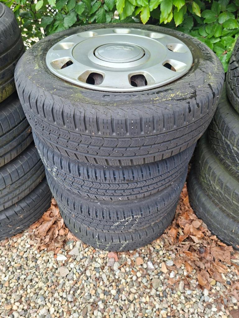 Stalen velgen met wieldoppen fiat 500, Auto diversen, Wieldoppen, Ophalen of Verzenden, Gebruikt
