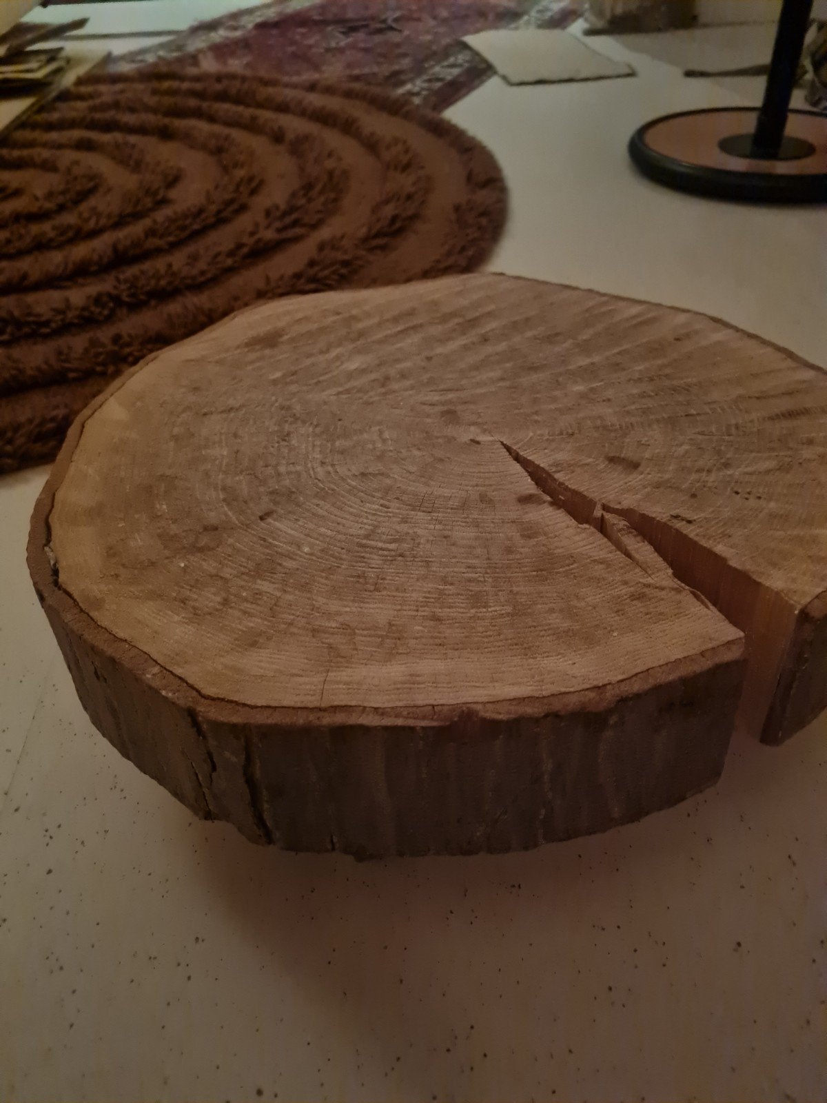 Boomstam tafeltje met zwenkwielen, Ophalen, Minder dan 50 cm, Gebruikt, Rond