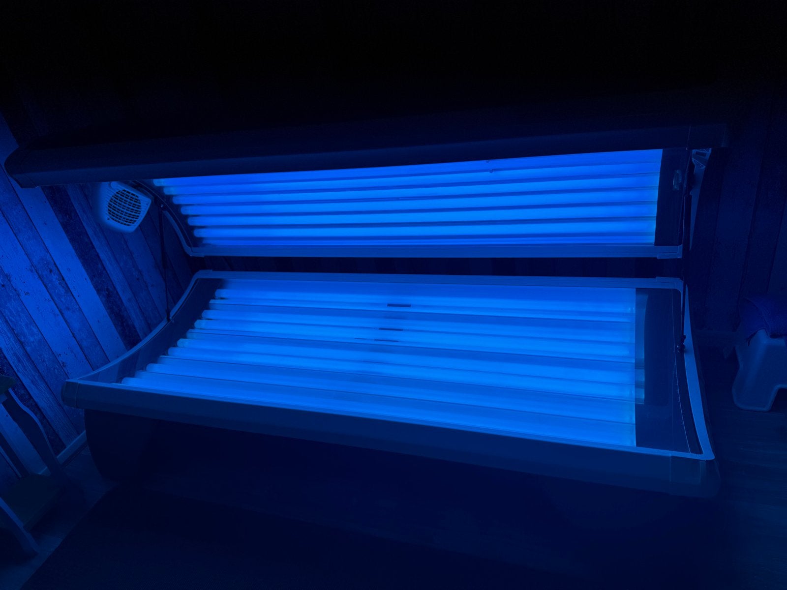 Hapro Onyx 26/5C Zonnebank - Zo goed als nieuw, Ophalen, Zo goed als nieuw, Zonnebank dubbelzijdig, 15 lampen of meer