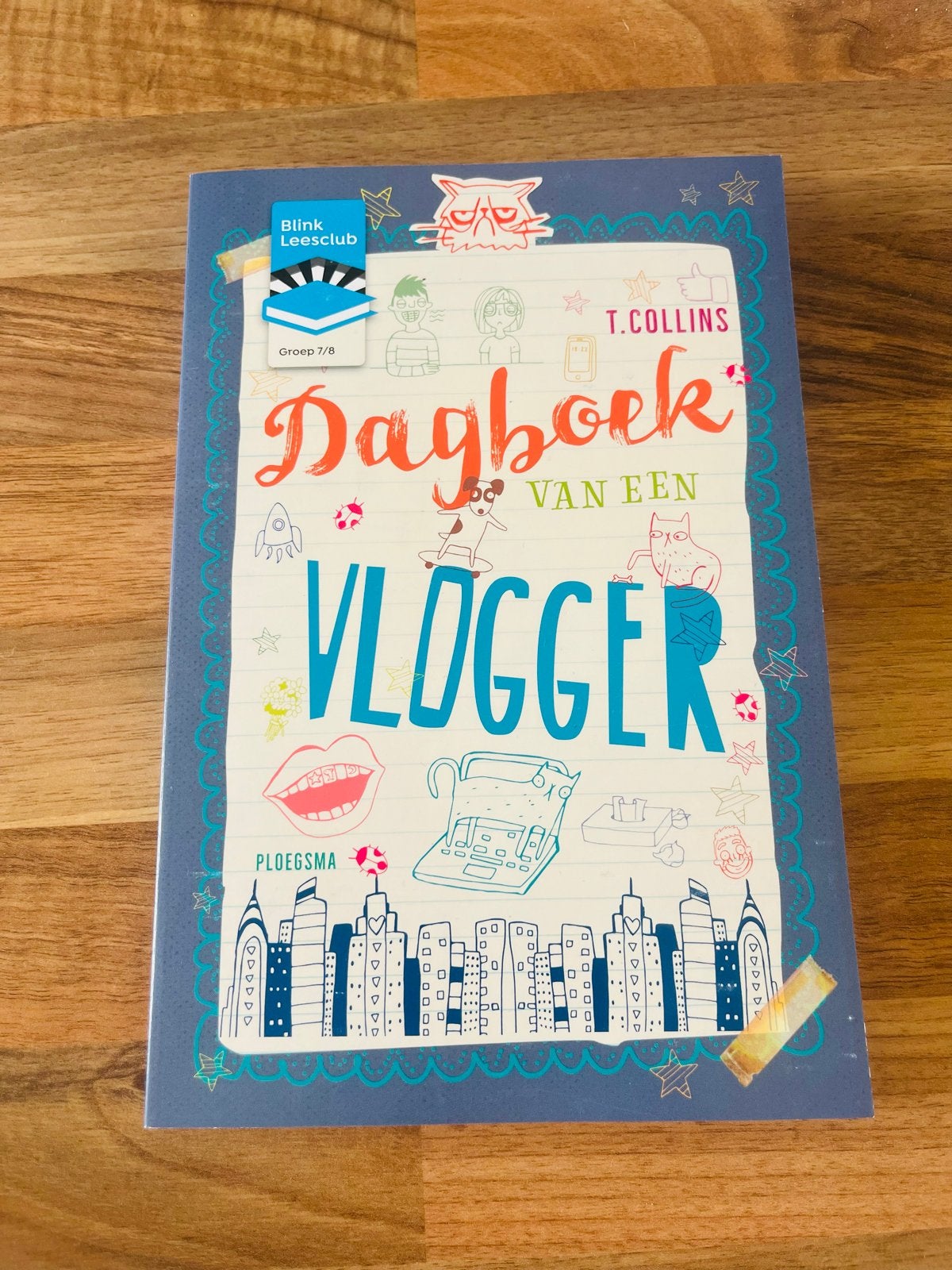 Dagboek van een Vlogger - T. Collins, Boeken, Ophalen, Zo goed als nieuw, Fictie