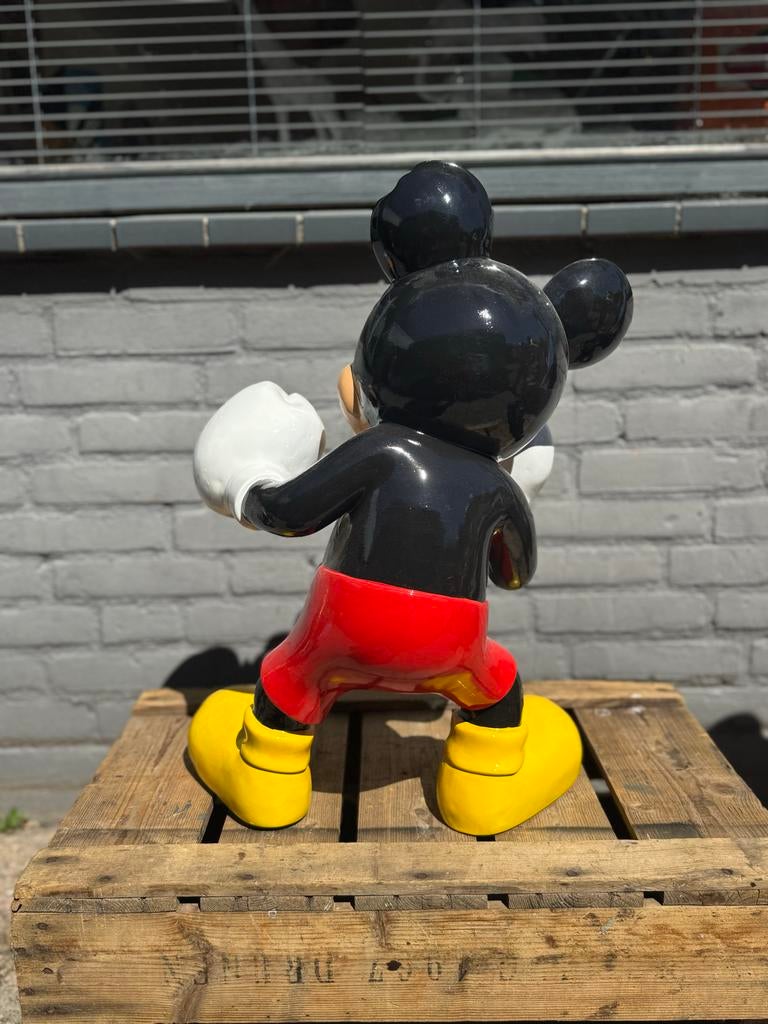 Groot Mickey Mouse Beeld - Bokser - Disney Figuur, Verzamelen, Disney, Ophalen, Beeldje of Figuurtje, ., Zo goed als nieuw