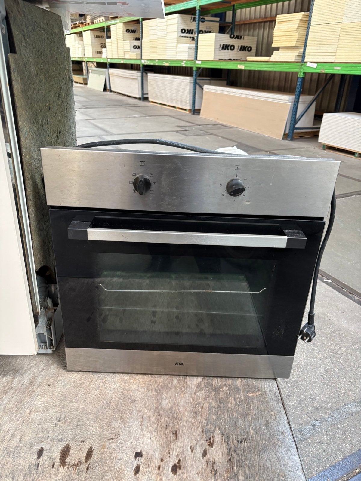Keukenapparatuur (oven, afzuigkap, wasbak + kraan), Ophalen, 45 tot 50 cm, Gebruikt, Oven