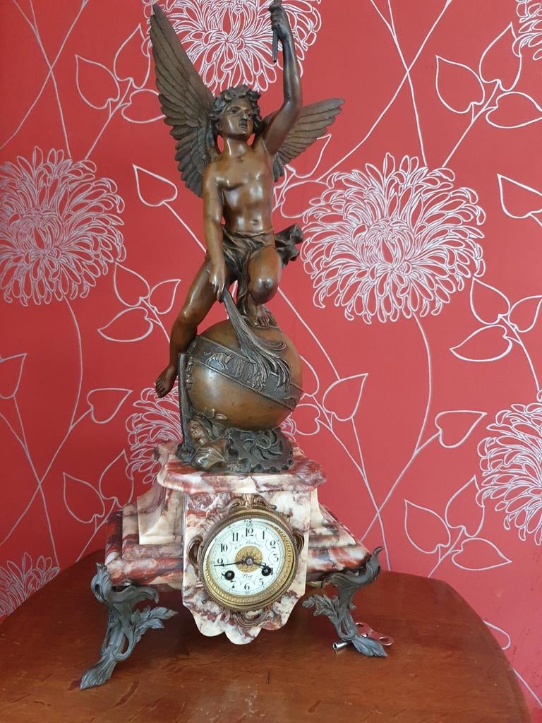 Antieke pendule met engel met fakkel, Antiek en Kunst, Antiek | Klokken, Ophalen