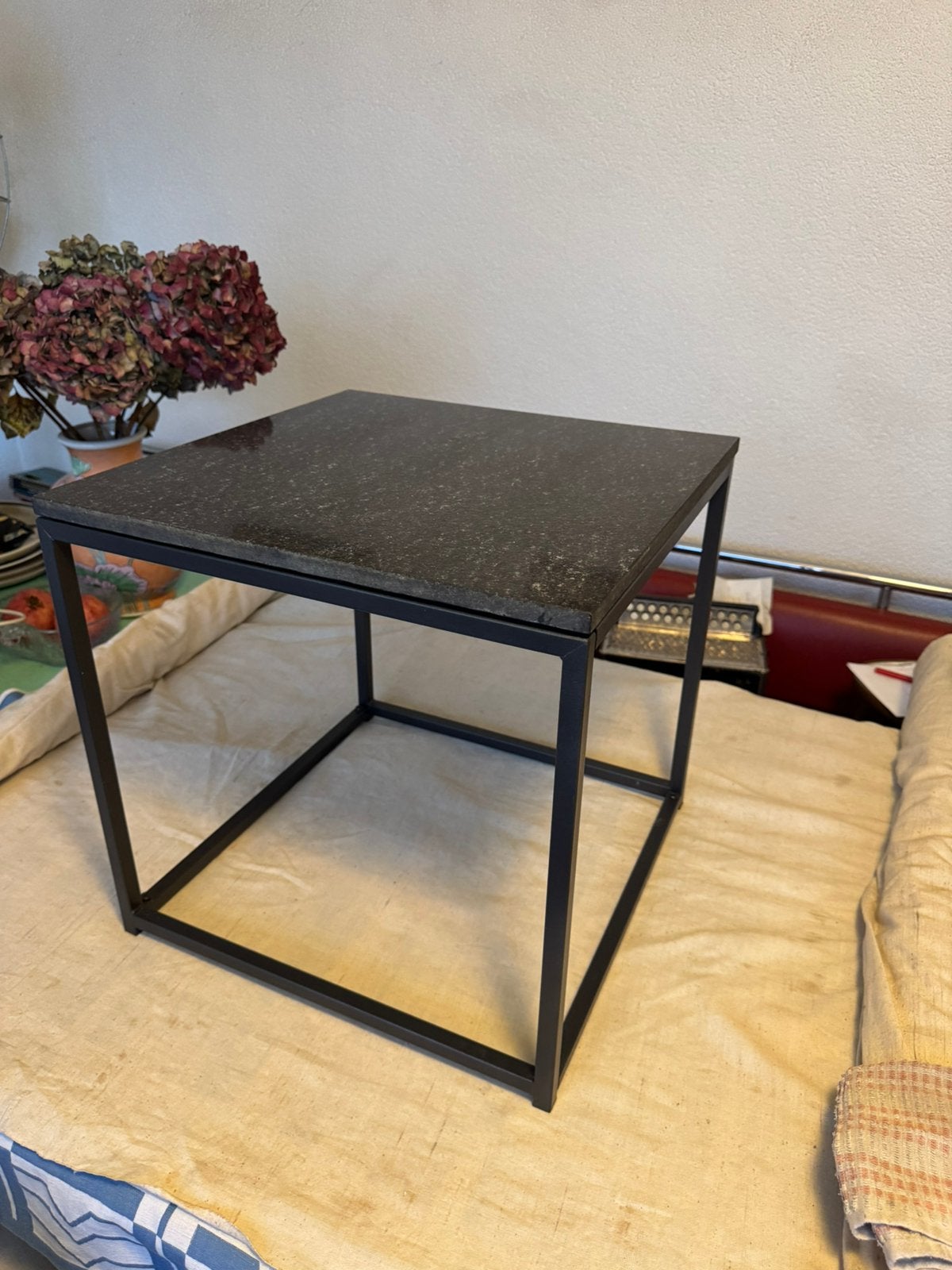 Oldhuse, Sidetable,Coffeetable,vintage, 100 tot 150 cm, Ophalen of Verzenden, Zo goed als nieuw, Modern