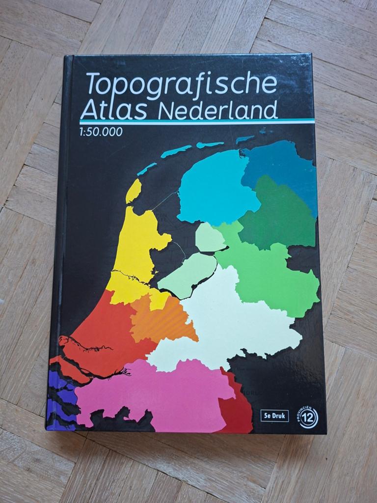 Topografische Atlas Nederland 1:50.000 - 5e Druk, Boeken, Atlassen en Landkaarten, Overige atlassen, 2000 tot heden, Ophalen of Verzenden