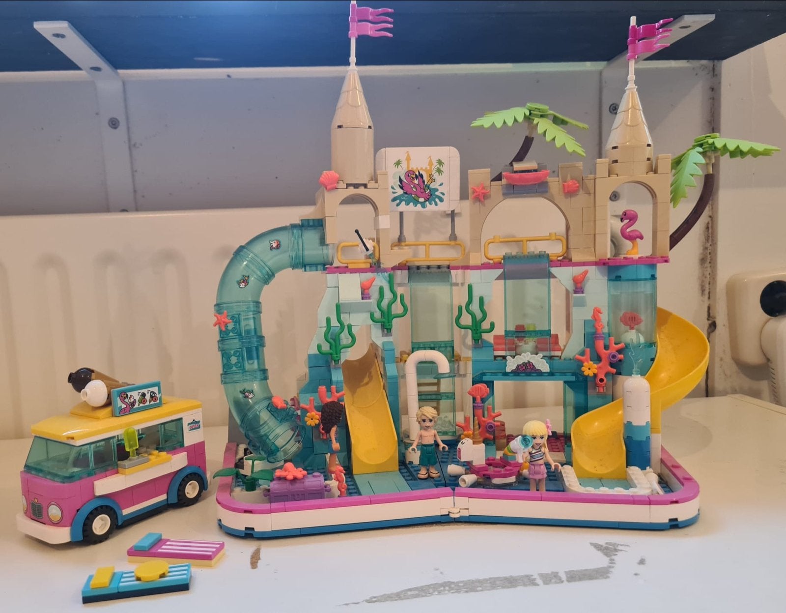 Lego Friends Waterpark met ijscowagen, Kinderen en Baby's, Speelgoed | Bouwstenen, Ophalen of Verzenden, Gebruikt, Overige merken